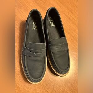 TOMS Women Black Loafers